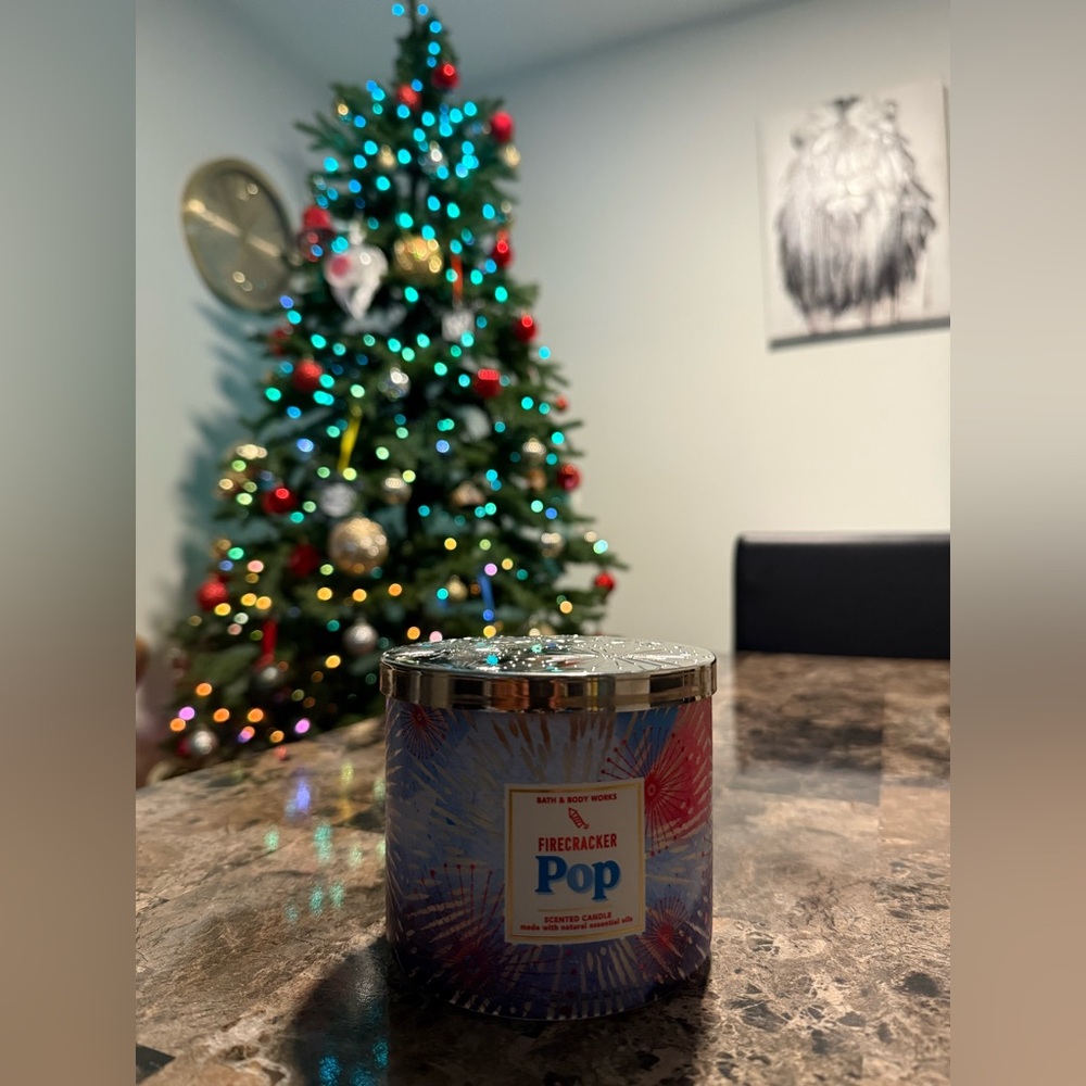 Firecracker Pop 3 Wick Candle